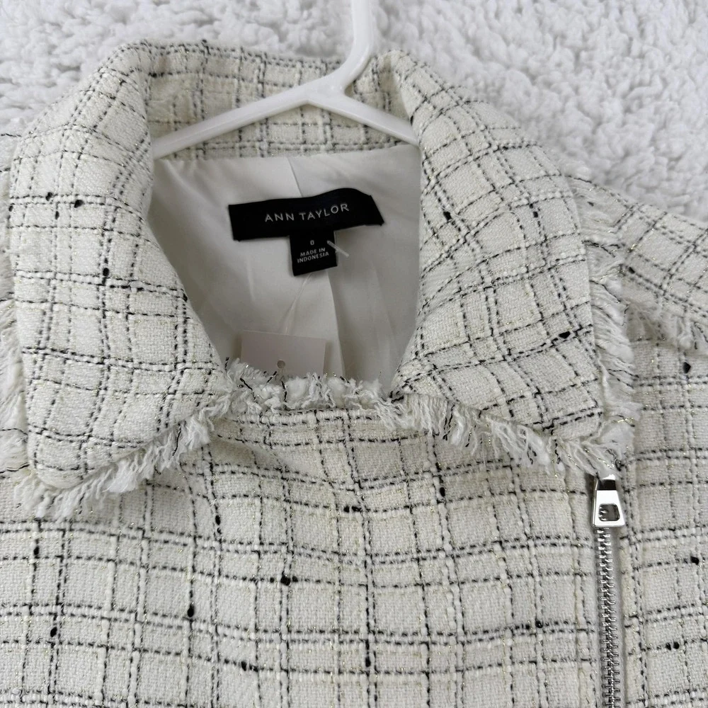 Ann Taylor Jacket Womens 0 White Tweed Moto Asymmetrical Zip Fringe‎ Lined Check